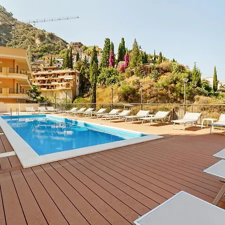 Apartment Calipso Big With Sea View, Parking & Pool Taormina