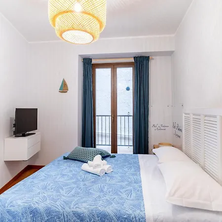 Calipso Big With Sea View, Parking & Pool טאורמינה