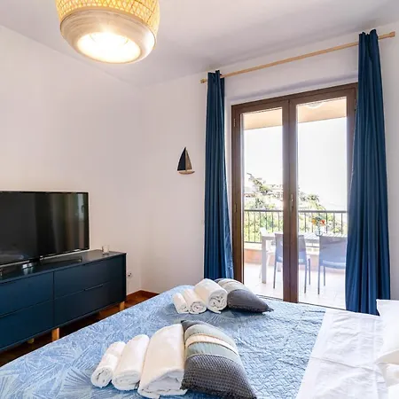 דירה Calipso Big With Sea View, Parking & Pool *